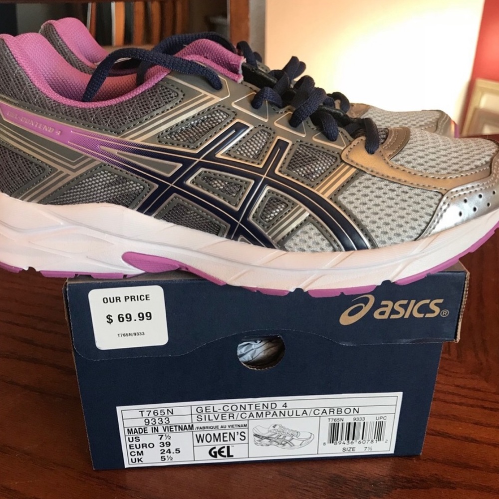 NWT ASICS Gel-Contend 7.5